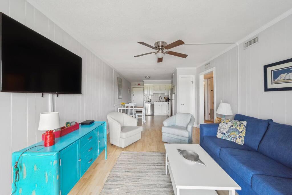 Right Across Beach Pool View Private Balcony By Zen Living Short Term Rental Myrtle Beach Esterno foto